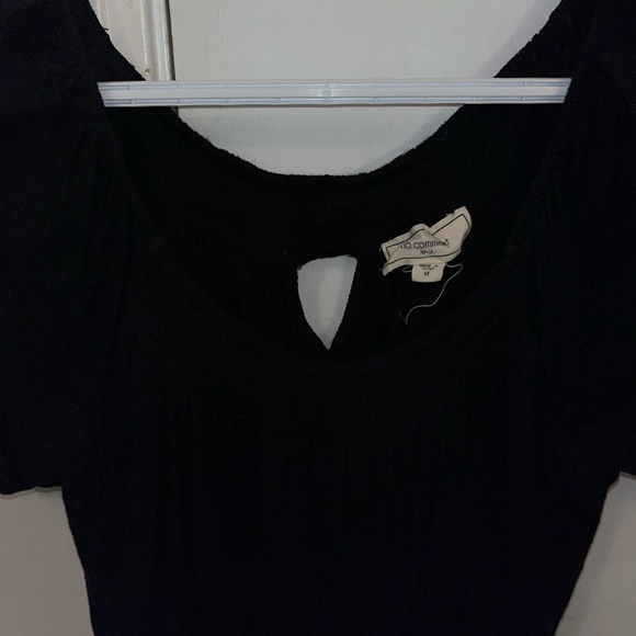 Black Off the Shoulder top - Picture 3 of 3